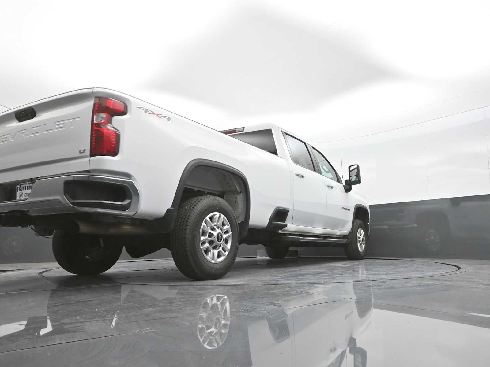 Used 2025 Chevrolet Silverado 2500 LT w/ Convenience Package AWD/4WD image 38