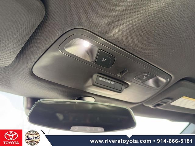 Used 2017 Chevrolet Camaro SS image 21