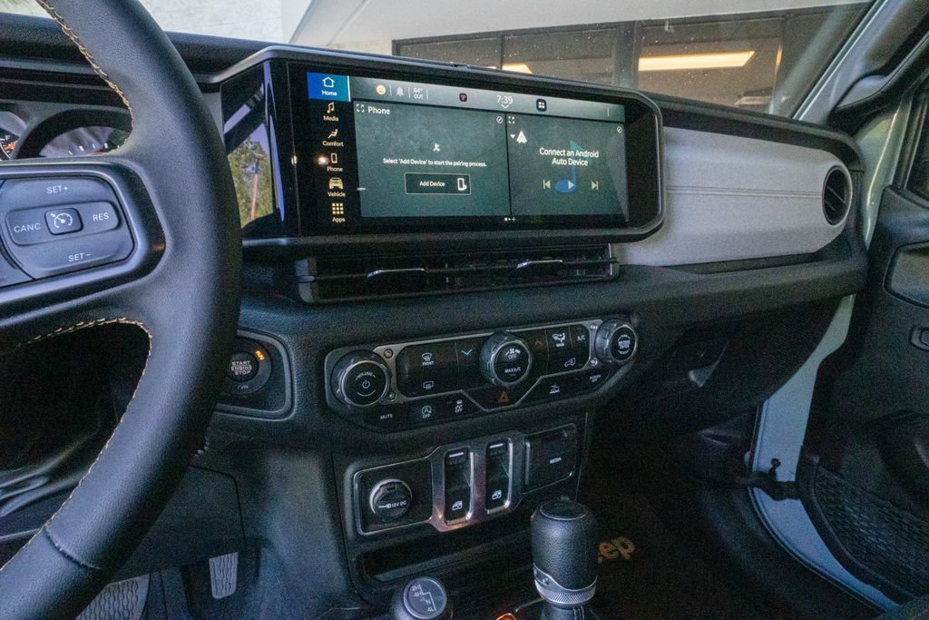 Used 2024 Jeep Wrangler Sport AWD/4WD image 11