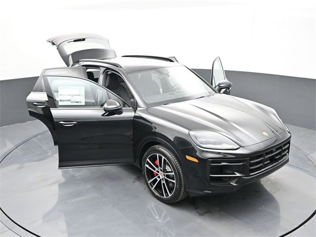 New 2026 Porsche Cayenne S image 31