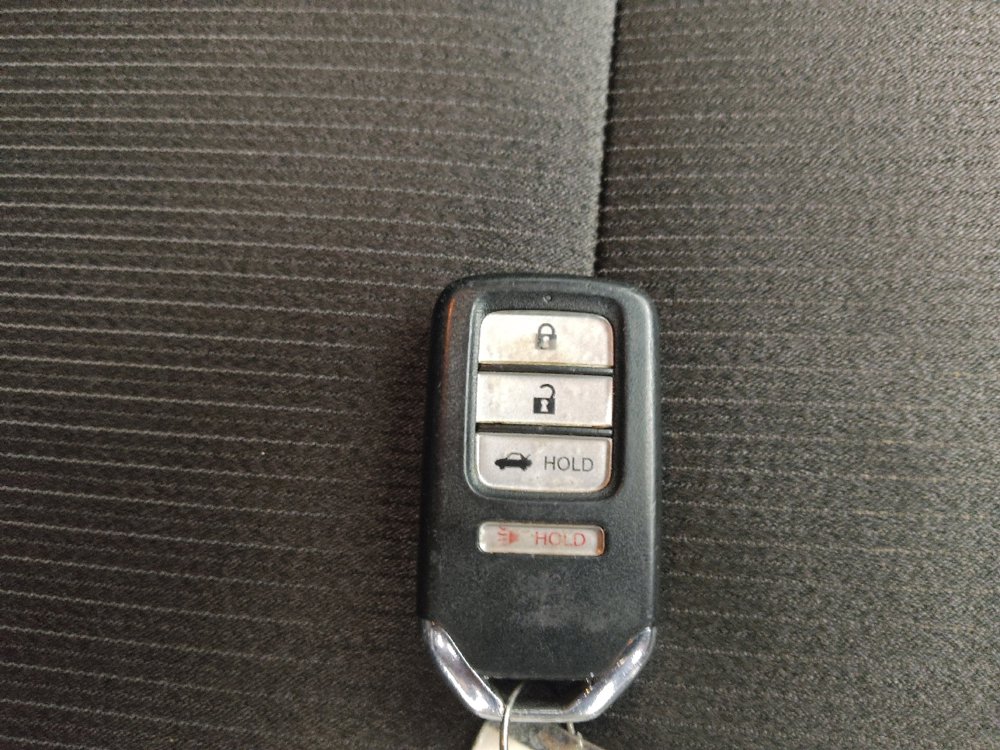 Used 2018 Honda Accord Sport image 32