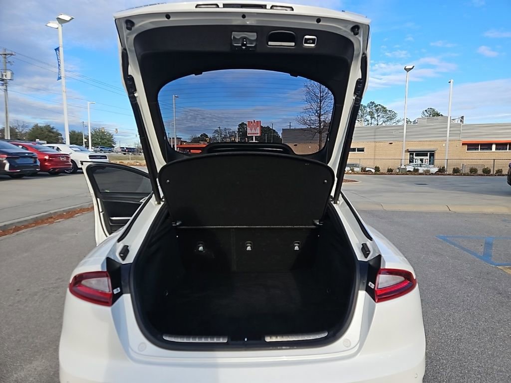 Used 2018 Kia Stinger GT2 image 37