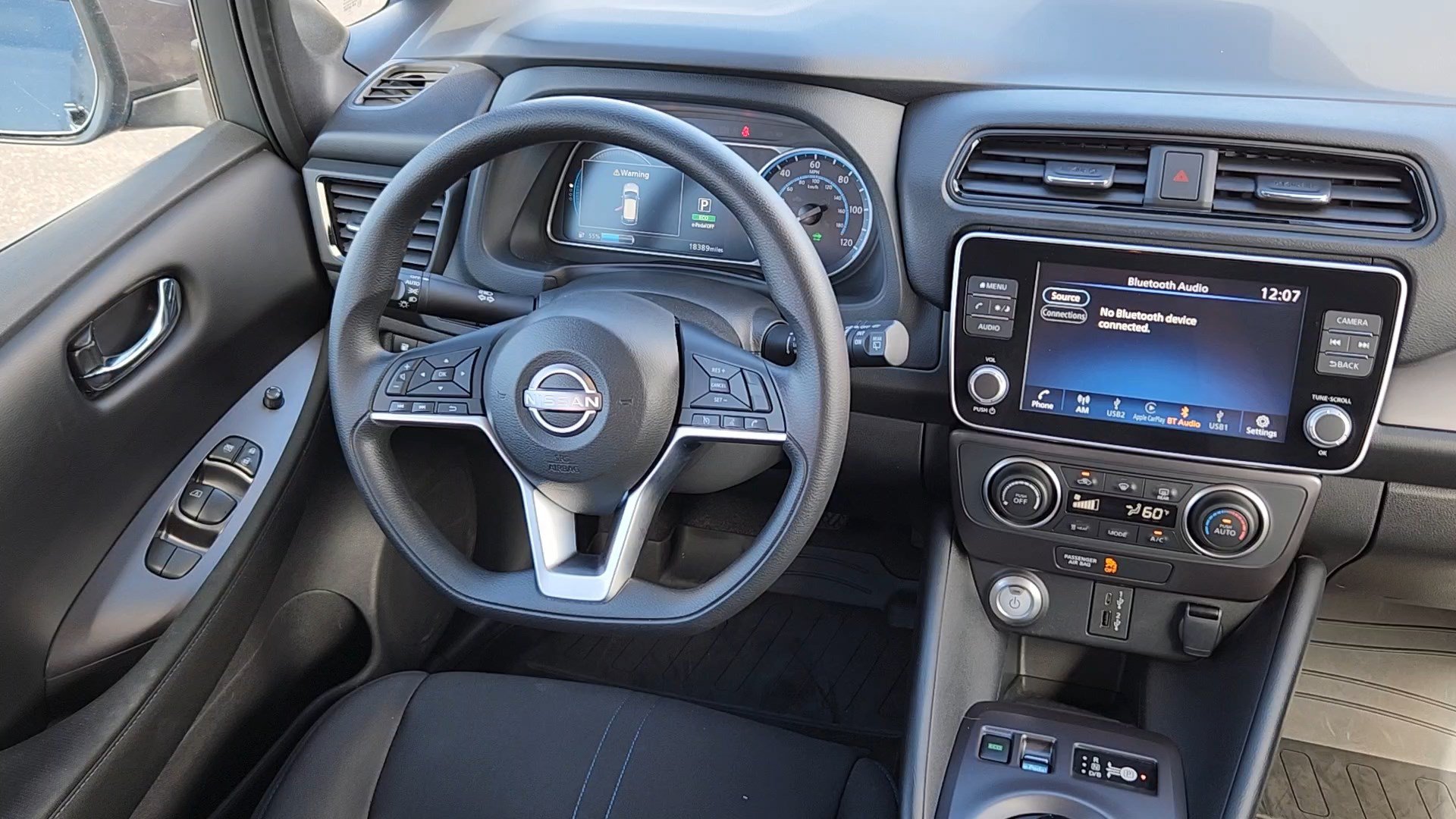 Used 2025 Nissan Leaf S FWD image 5