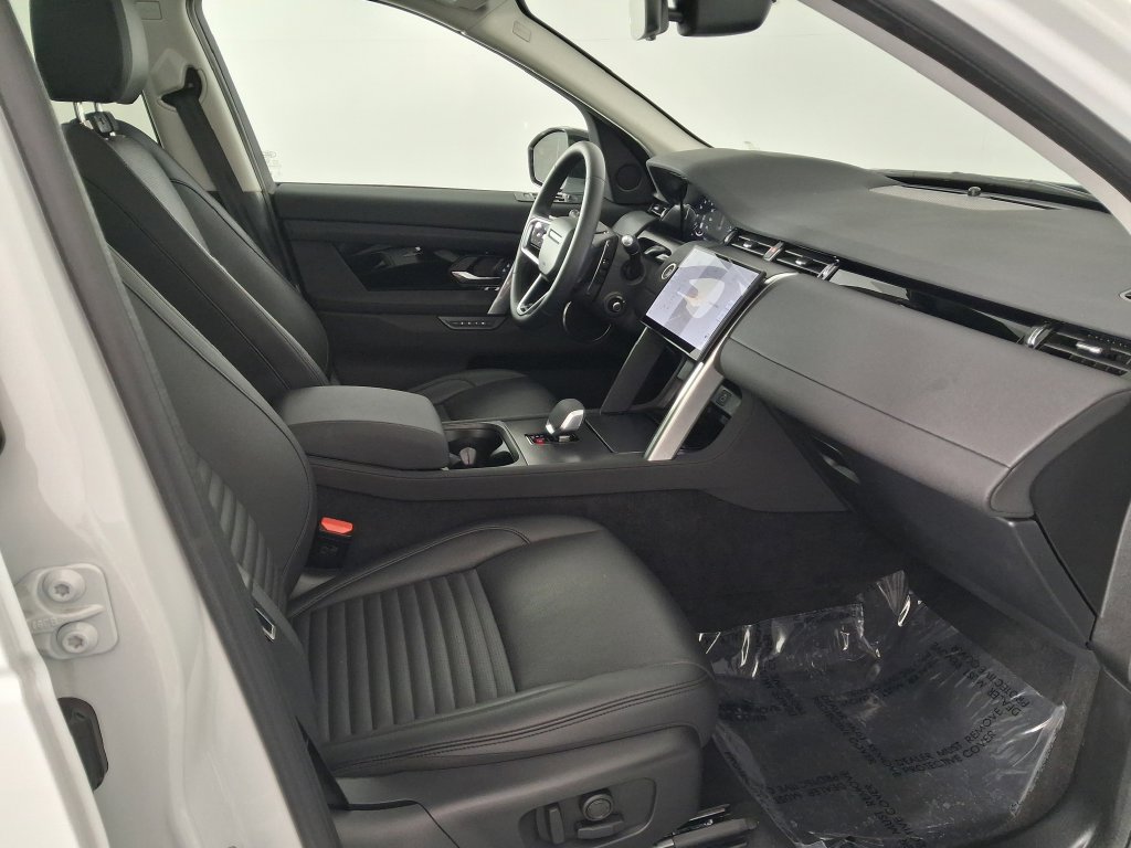 Certified 2025 Land Rover Discovery Sport S AWD/4WD image 25