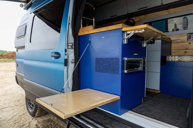 Used 2021 Mercedes-Benz Sprinter 2500 image 47