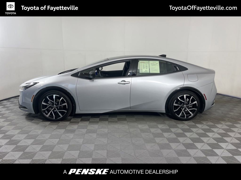Used 2024 Toyota Prius Prime XSE Premium image 40