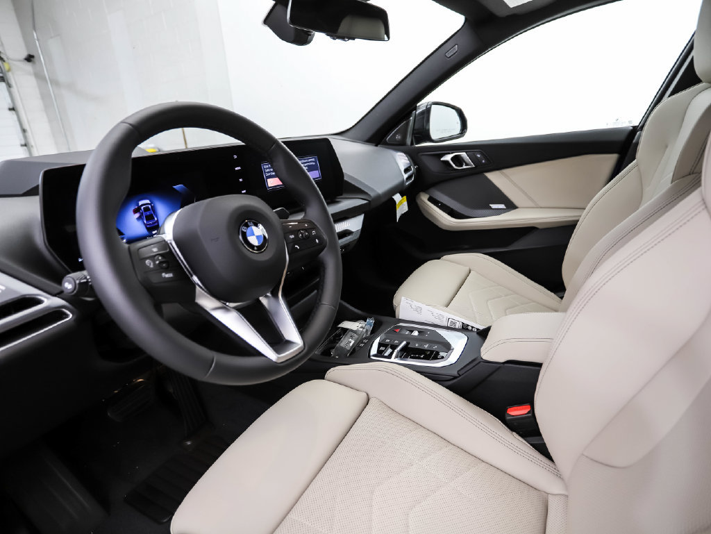 Used 2026 BMW 228i xDrive w/ Technology Package AWD/4WD image 9