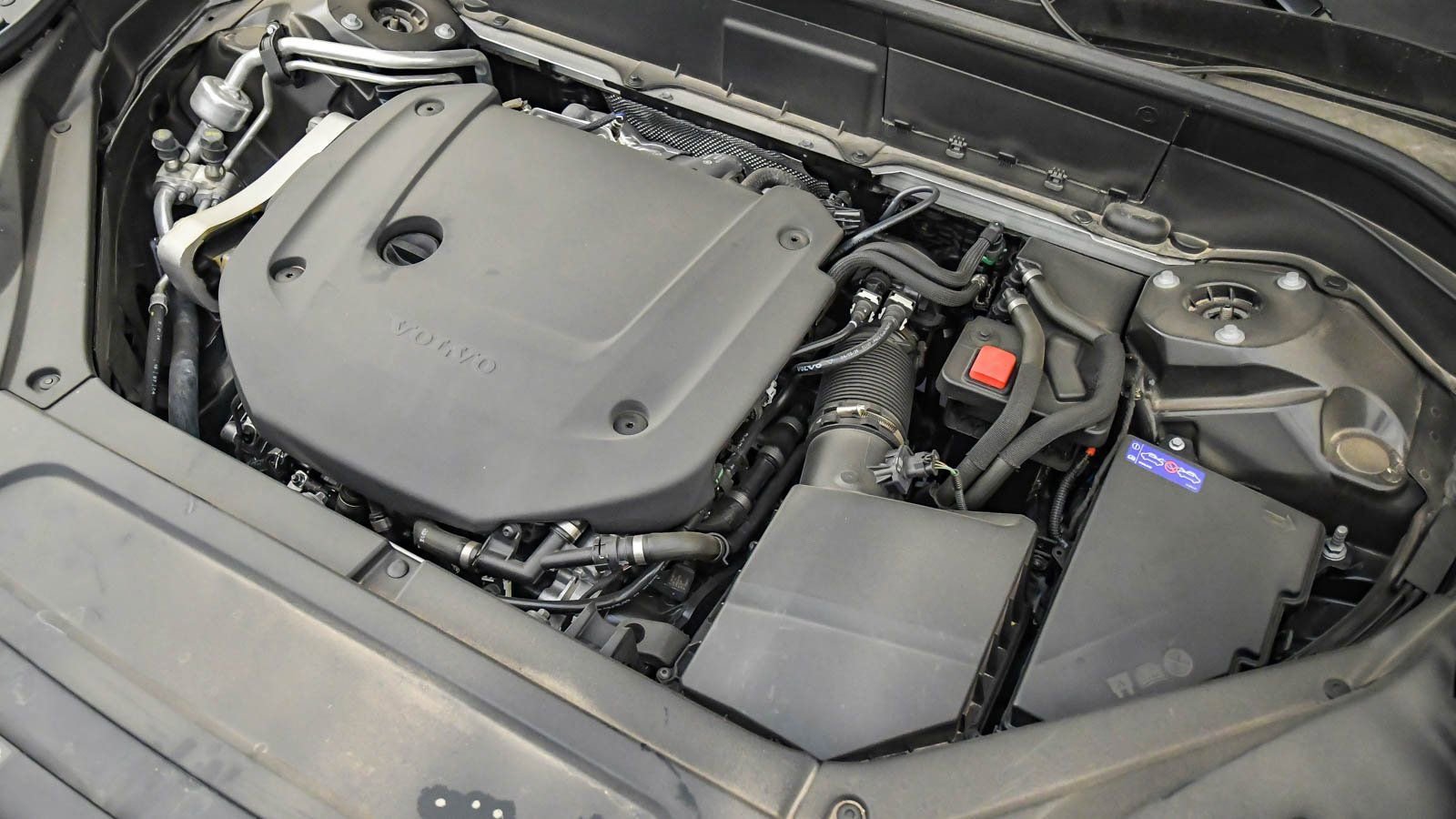 Used 2025 Volvo XC90 B6 Plus image 31