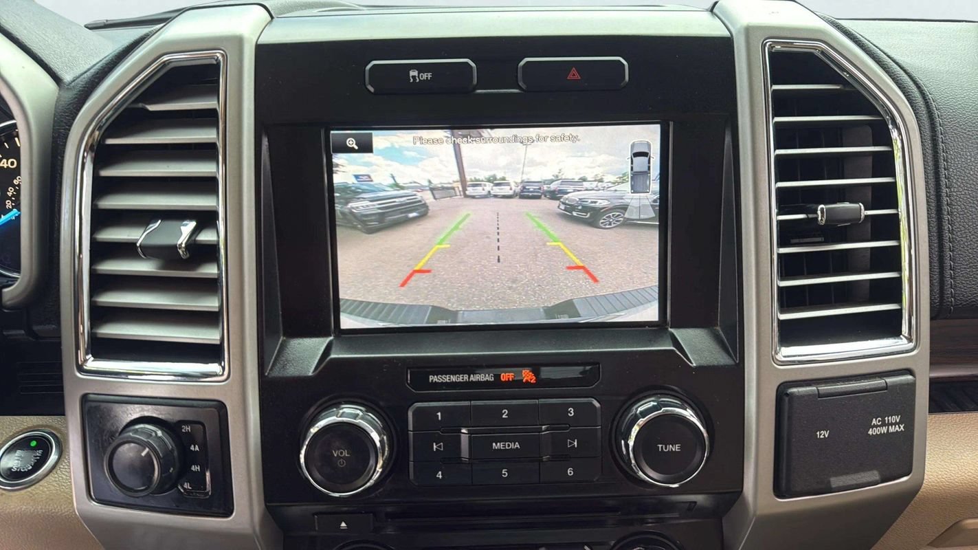 Used 2015 Ford F150 Lariat w/ Equipment Group 501A Mid AWD/4WD image 10