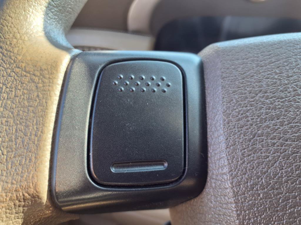 Used 2004 Dodge Ram 2500 Truck SLT AWD/4WD image 16