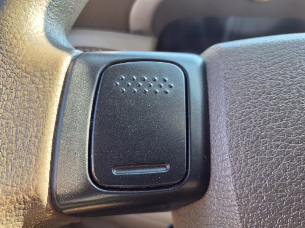 Used 2004 Dodge Ram 2500 Truck SLT AWD/4WD image 16