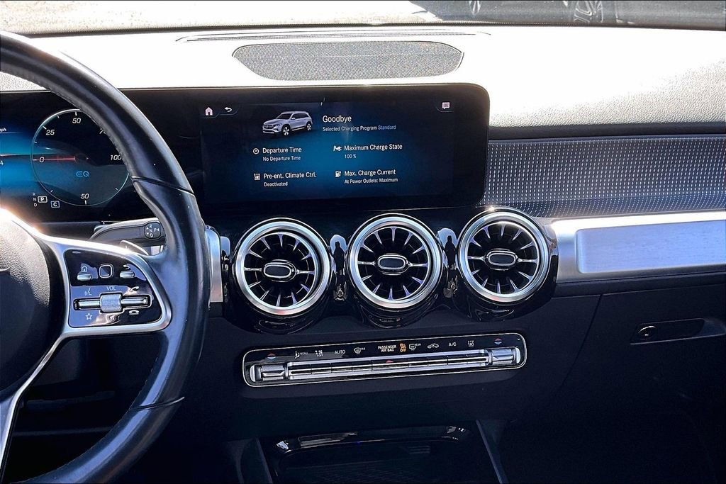 Used 2022 Mercedes-Benz EQB 350 4MATIC image 9