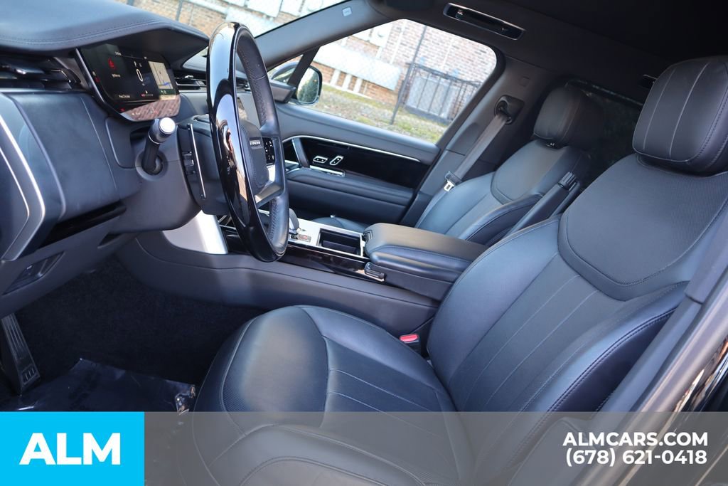 Used 2024 Land Rover Range Rover SE image 14