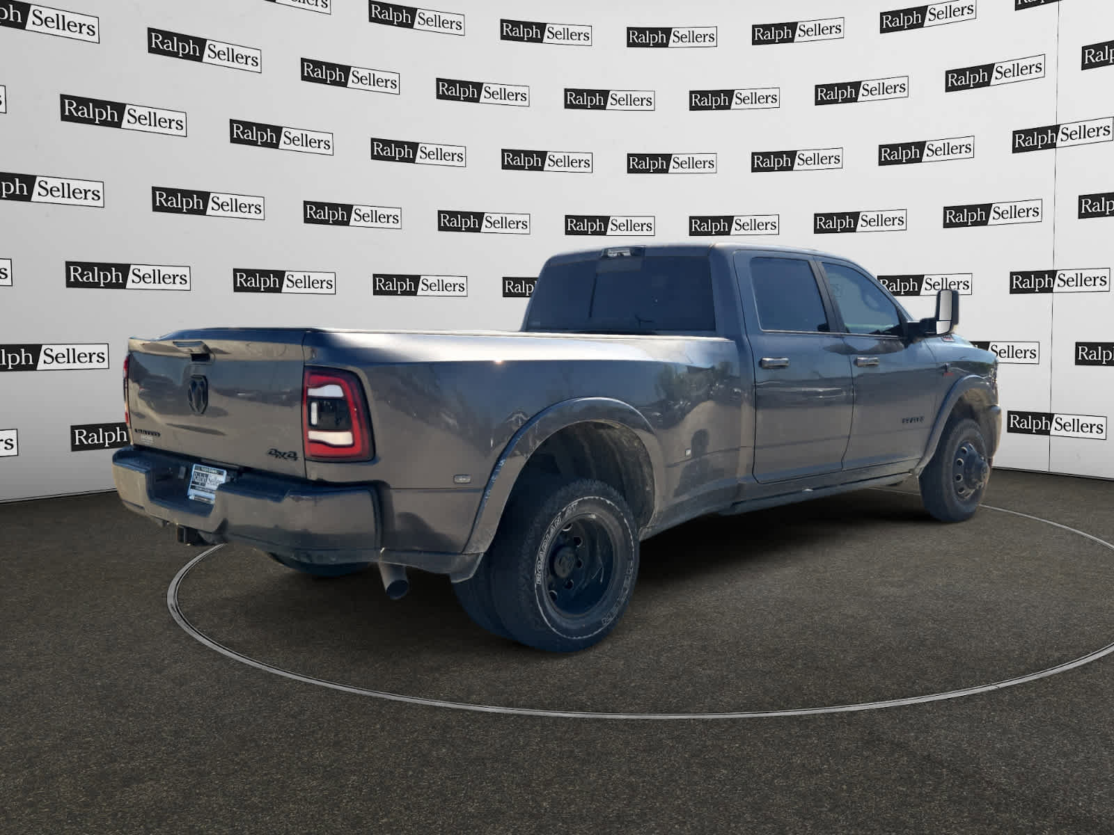 Used 2022 RAM 3500 Limited image 6