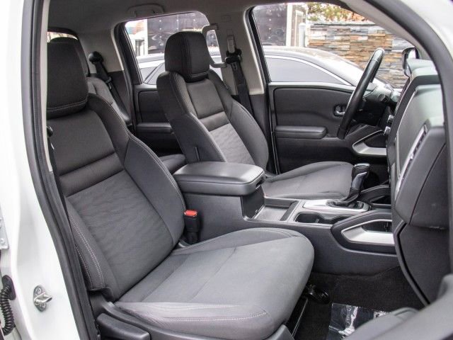 Used 2022 Nissan Frontier SV image 19