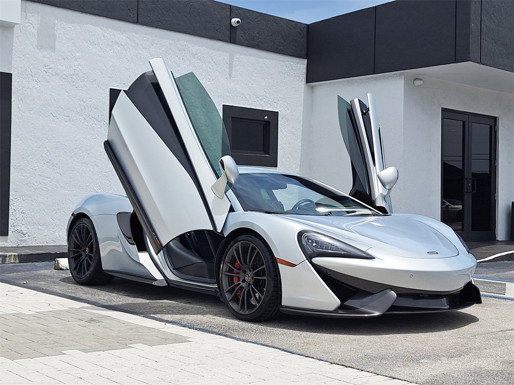Used 2017 McLaren 570S Coupe image 26