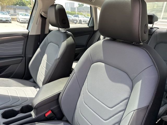 New 2025 Volkswagen Jetta SEL image 11