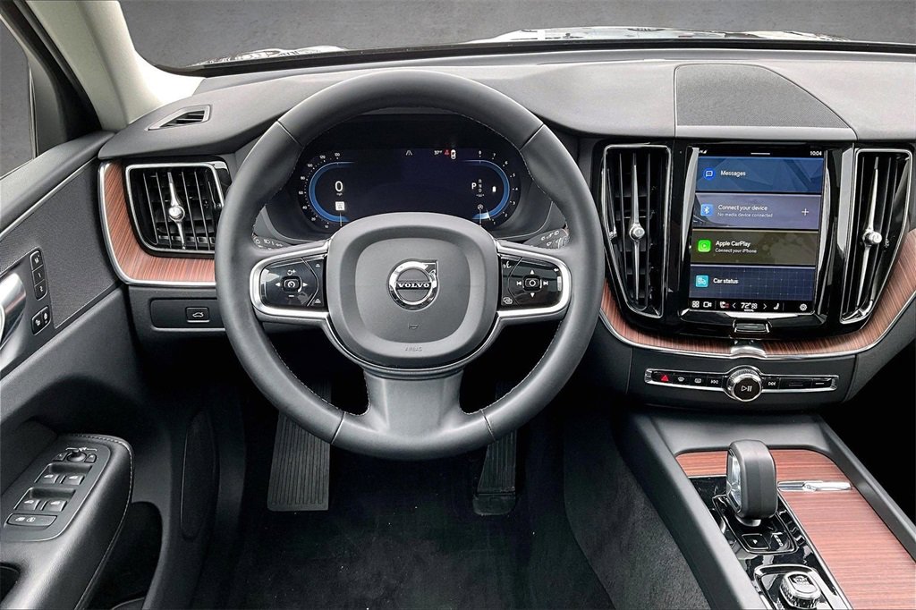 Certified 2023 Volvo XC60 B5 Plus w/ Protection Package Premier image 8