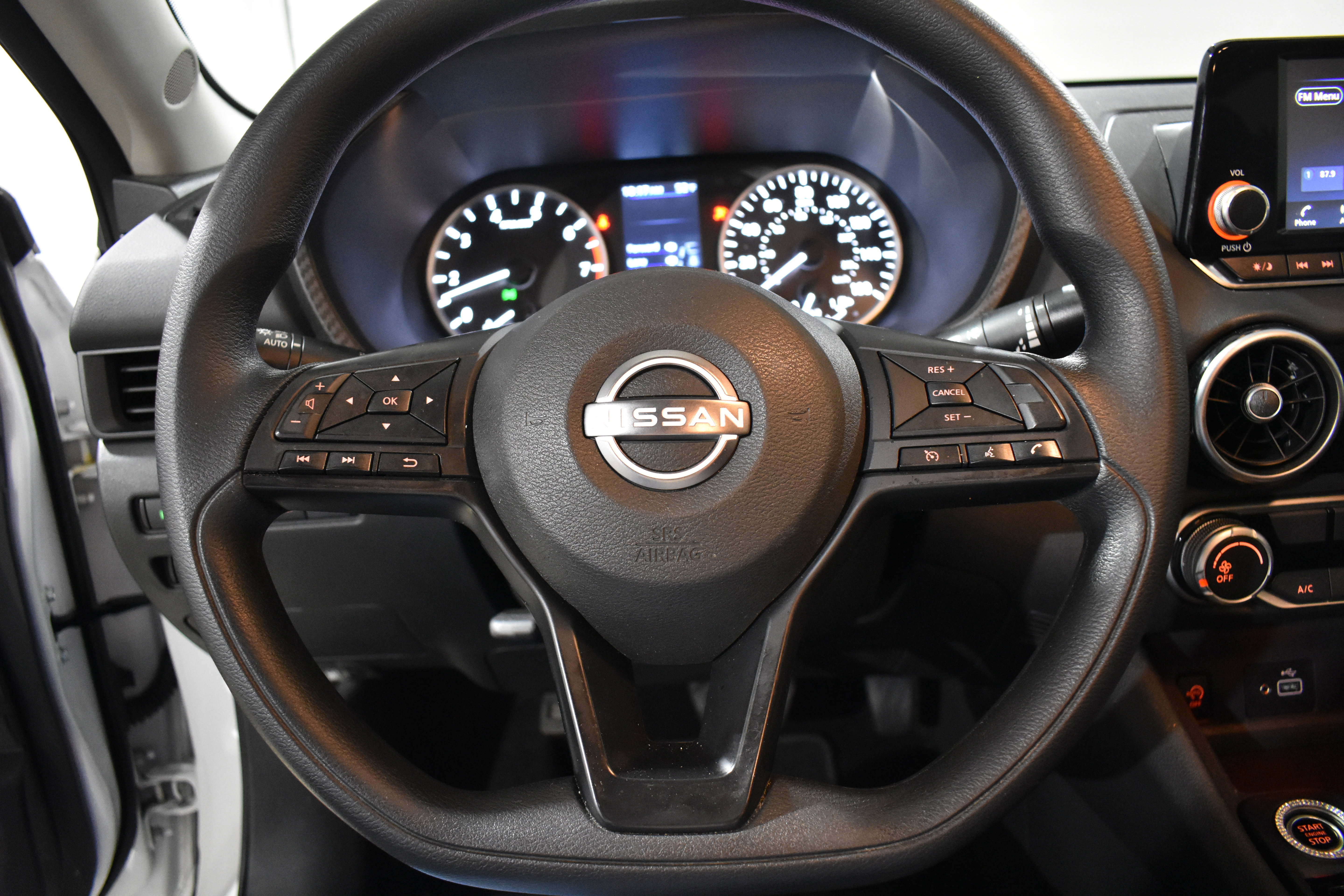 Used 2024 Nissan Sentra S image 17