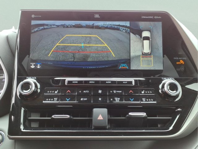 Used 2022 Toyota Highlander Limited AWD/4WD image 19