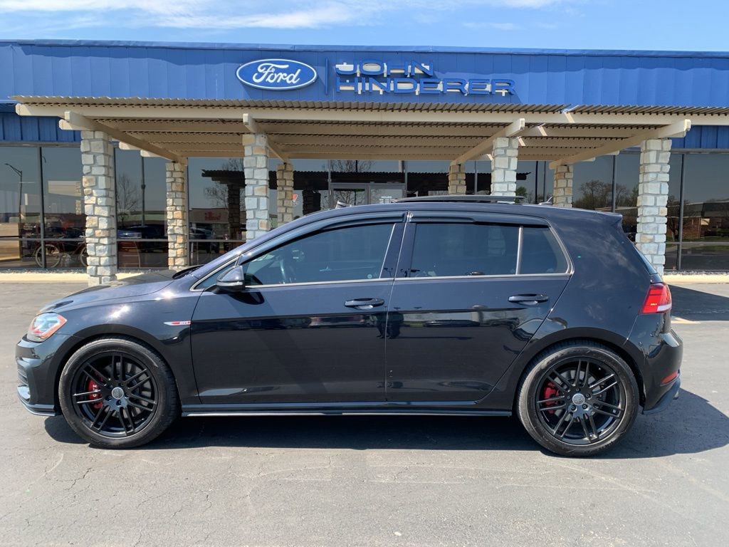 Used 2018 Volkswagen GTI SE FWD image 6