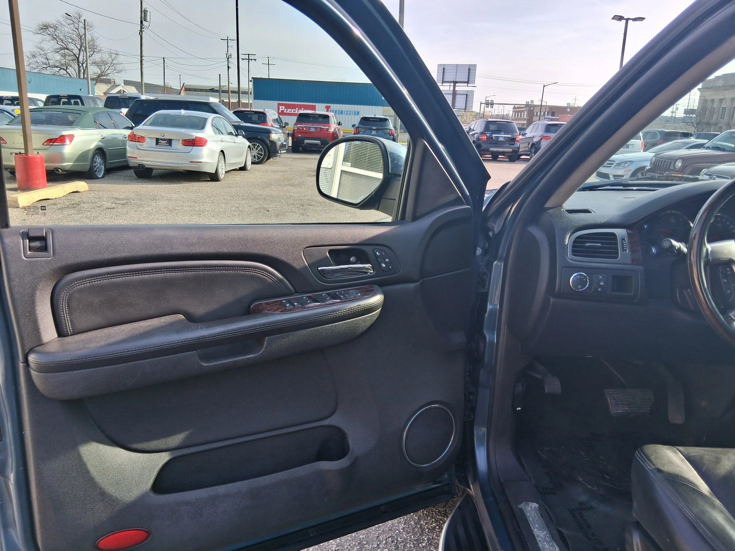 Used 2007 GMC Yukon Denali image 13