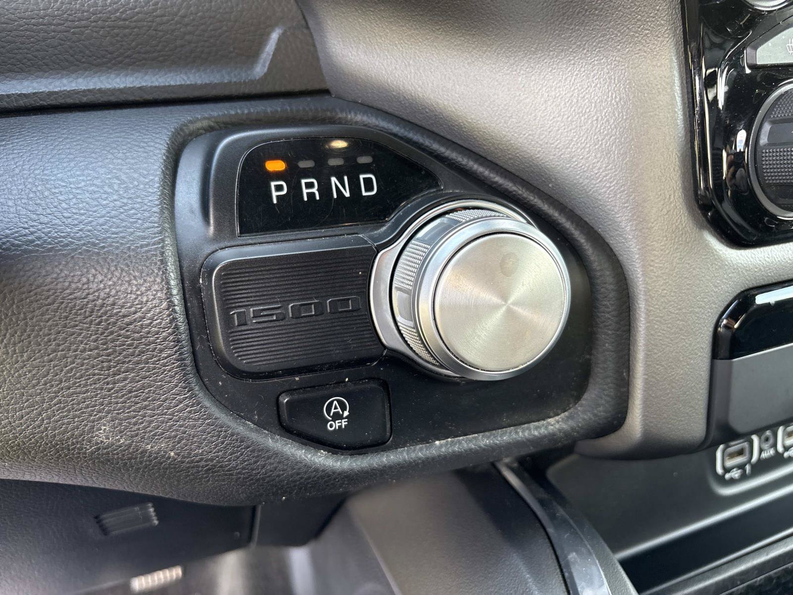 Certified 2024 RAM 1500 Laramie RWD image 27