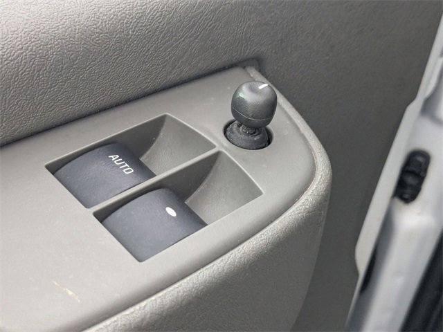 Used 2022 Chevrolet Express 2500 w/ Driver Convenience Package image 12