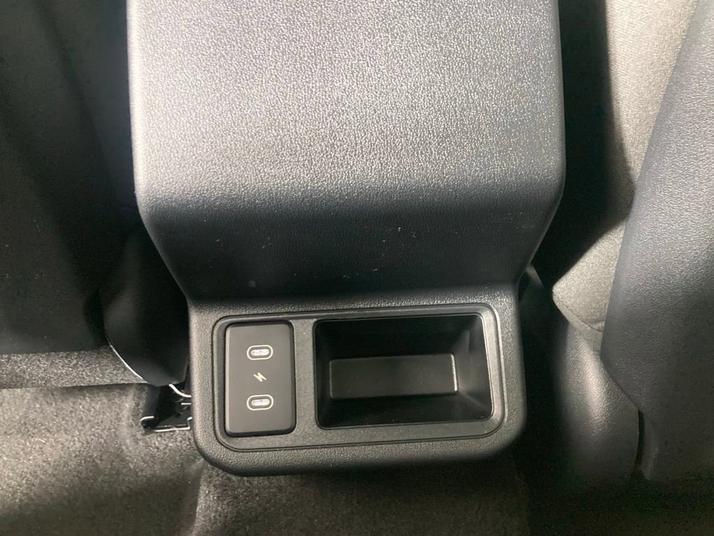 New 2025 Kia K4 LXS image 15