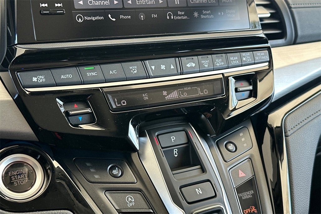 New 2026 Honda Odyssey Touring image 25