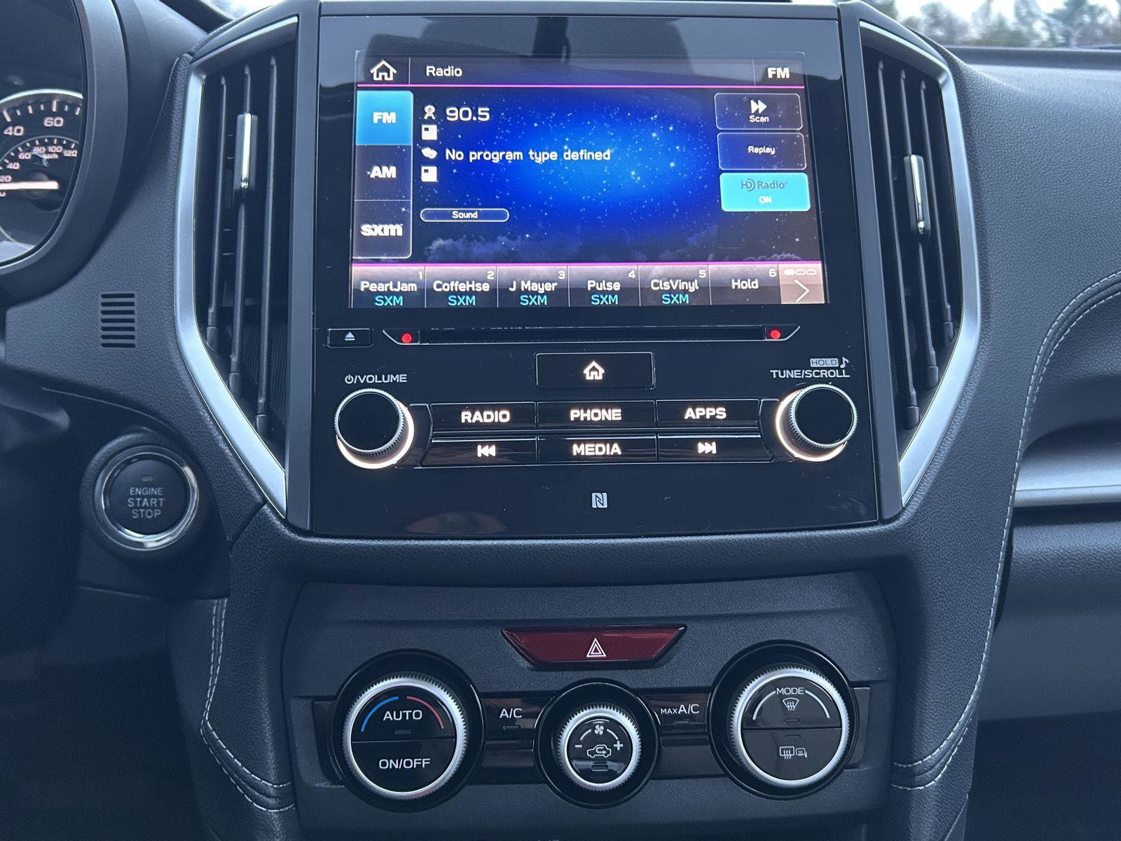 Used 2021 Subaru Impreza 2.0i Limited image 17