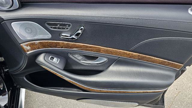 Used 2015 Mercedes-Benz S 63 AMG 4MATIC Sedan image 44