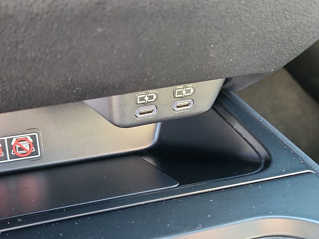 Used 2025 Lexus UX 300h AWD image 26