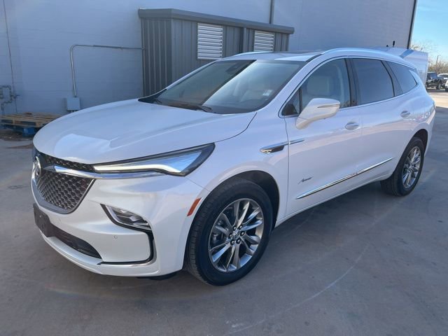 Used 2024 Buick Enclave Avenir w/ Avenir Technology Package image 1