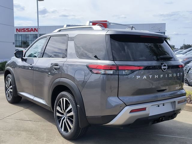 New 2025 Nissan Pathfinder Platinum image 3