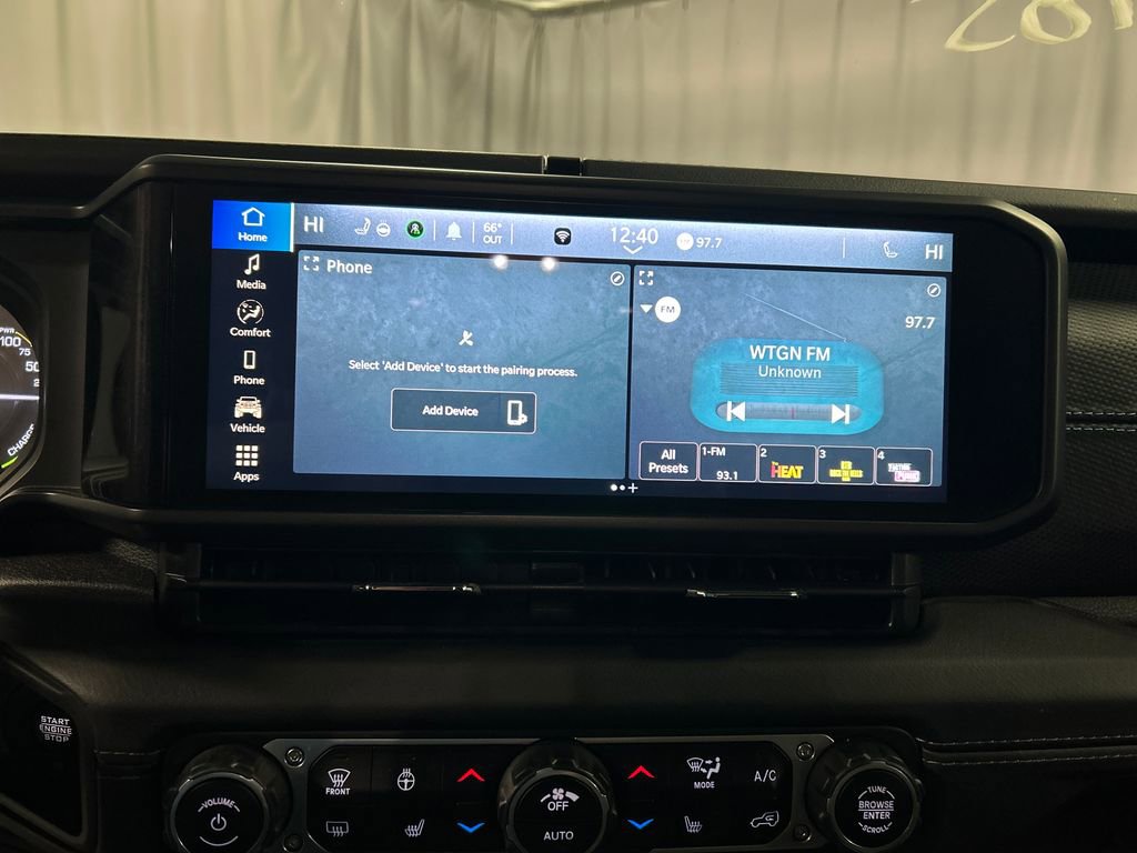 Used 2025 Jeep Wrangler Unlimited Rubicon 4xe w/ Convenience Group image 17