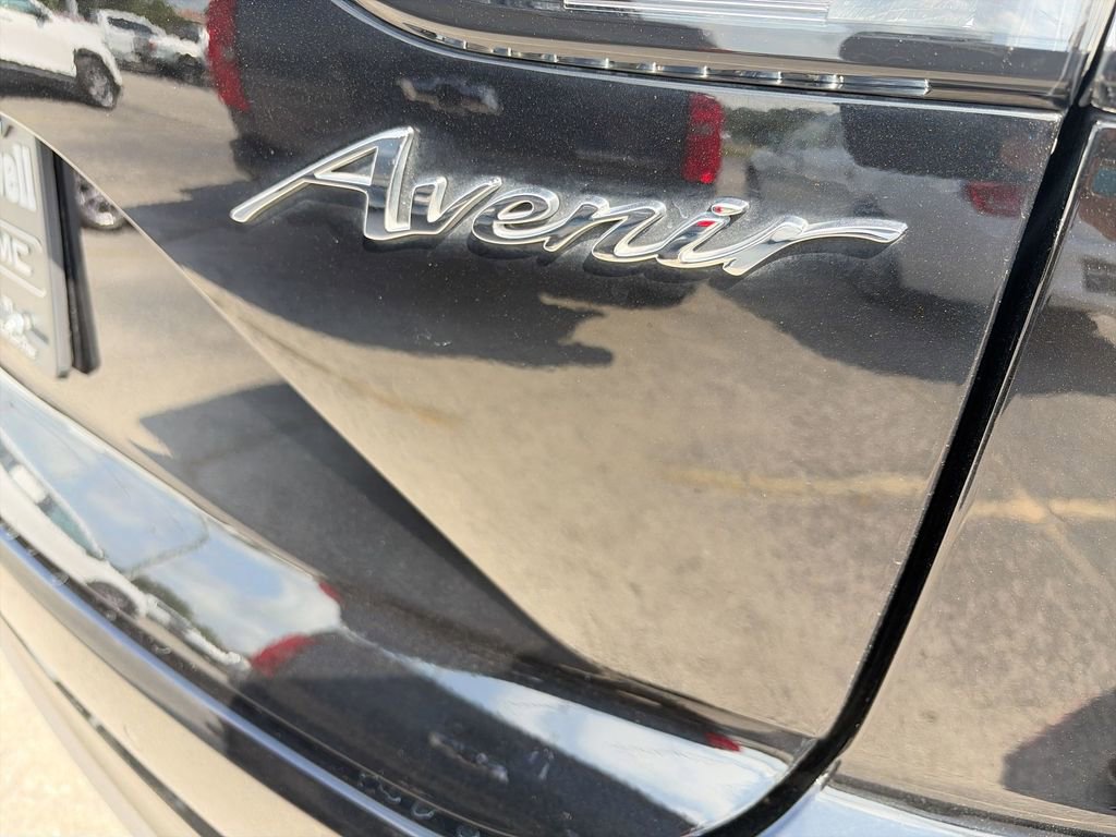 Used 2023 Buick Envision Avenir FWD image 36