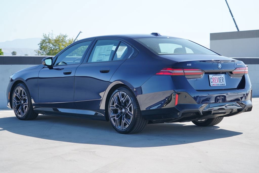 New 2026 BMW i5 eDrive40 w/ M Sport Package RWD image 7