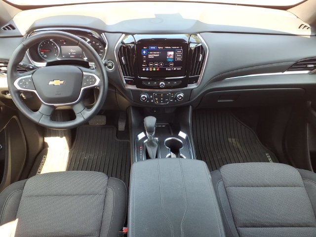 Used 2023 Chevrolet Traverse LT AWD/4WD image 17