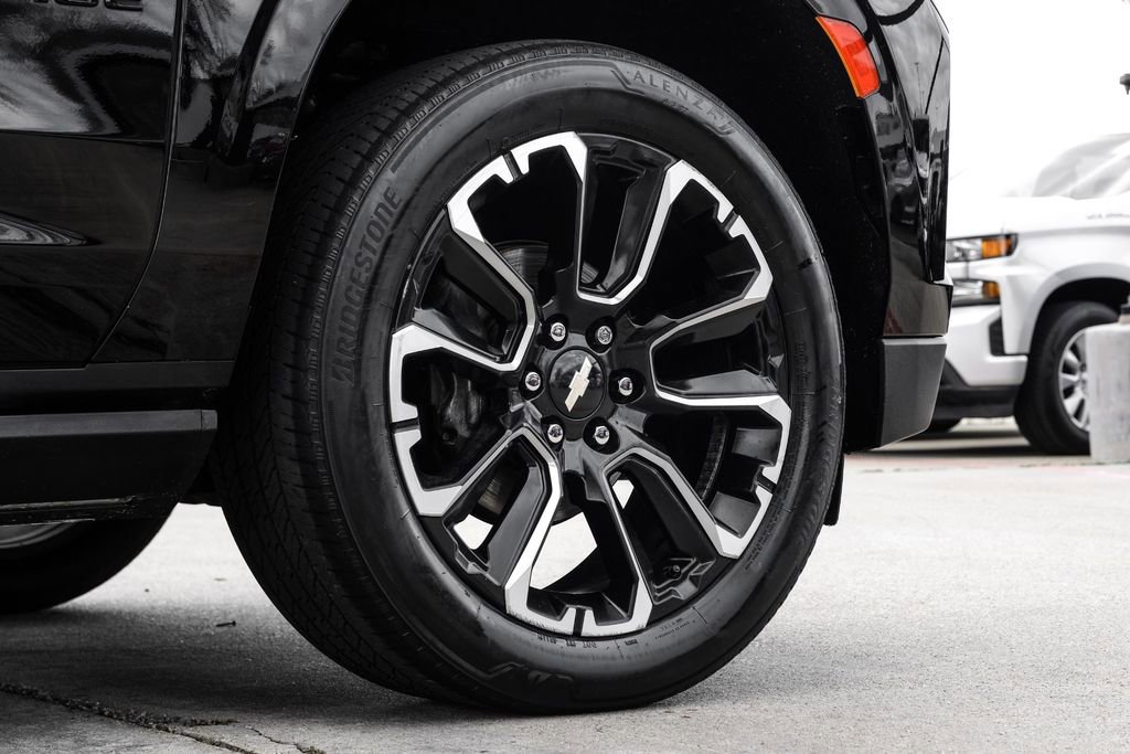 Used 2023 Chevrolet Tahoe Premier w/ LPO, Illumination Package image 62