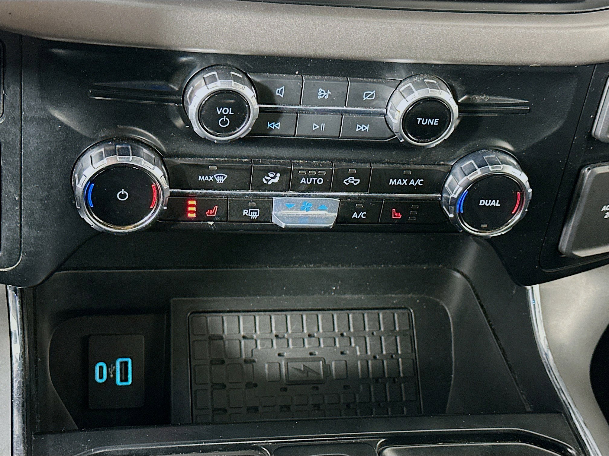 Used 2024 Ford F150 XLT w/ Equipment Group 302A MID image 24