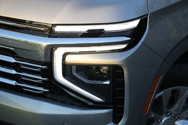 Used 2025 Chevrolet Suburban Premier video 2