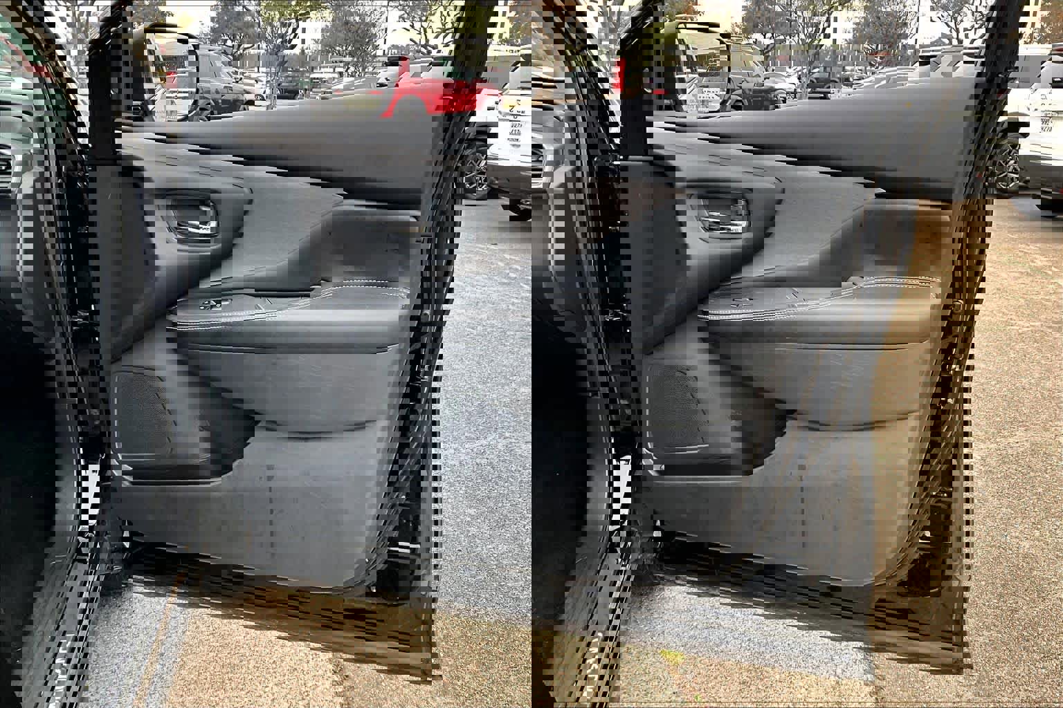 Certified 2024 Nissan Murano SV w/ SV Midnight Edition Package image 22