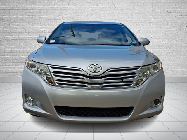 Used 2010 Toyota Venza AWD image 2
