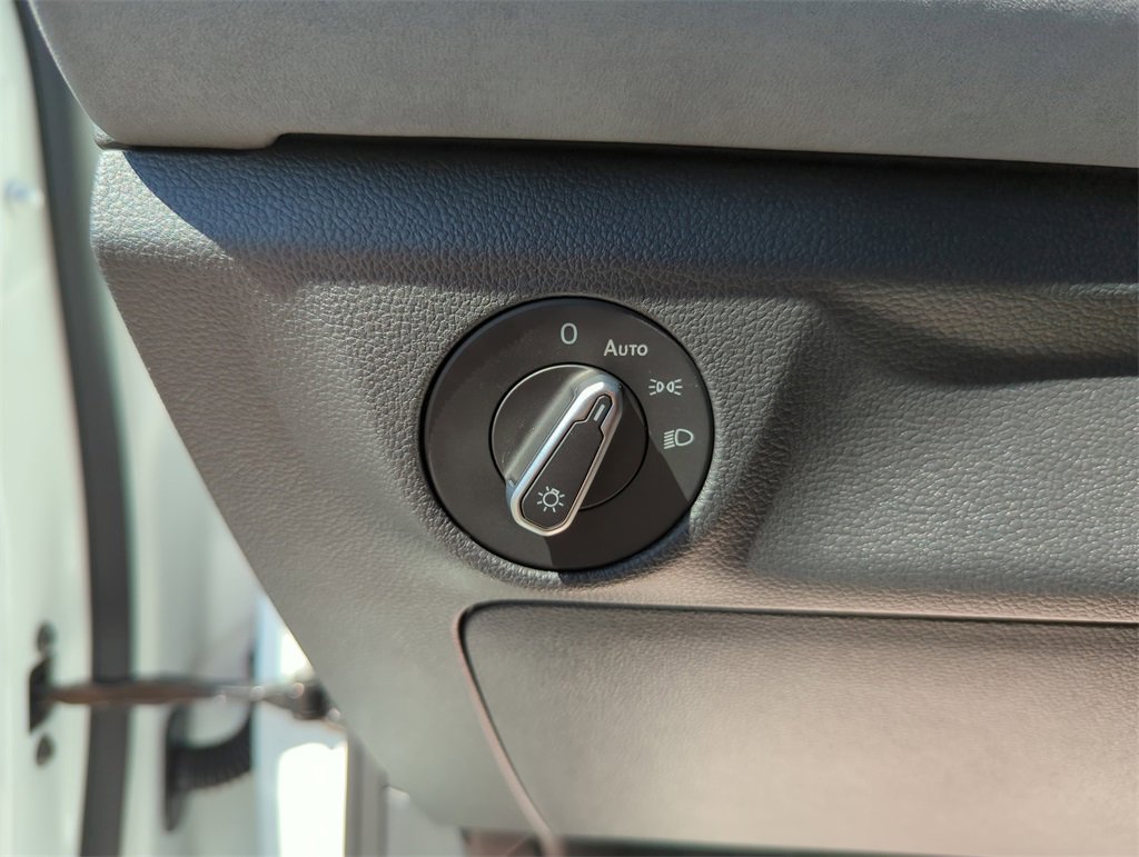 New 2026 Volkswagen Jetta SE image 35