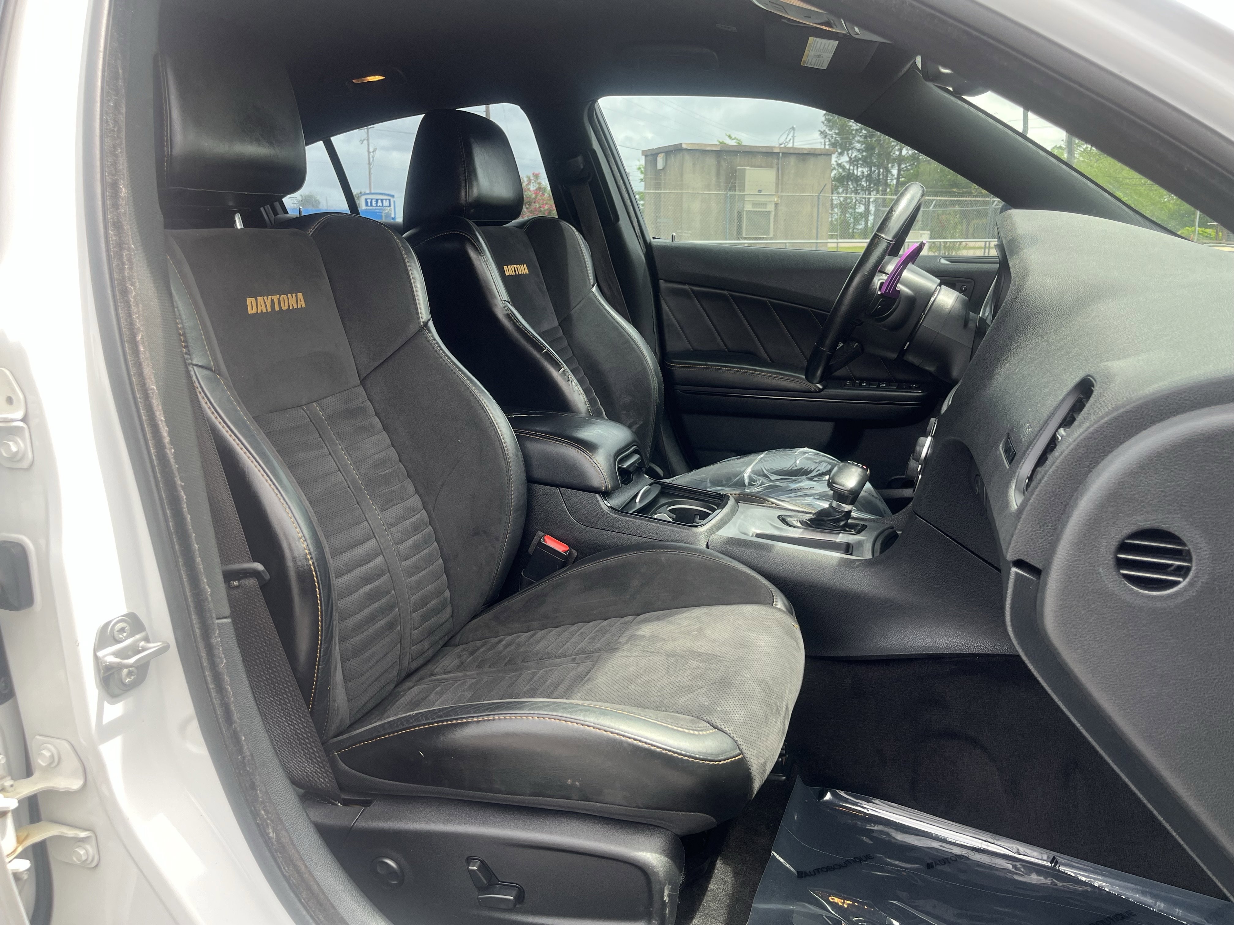 Used 2018 Dodge Charger R/T RWD image 30