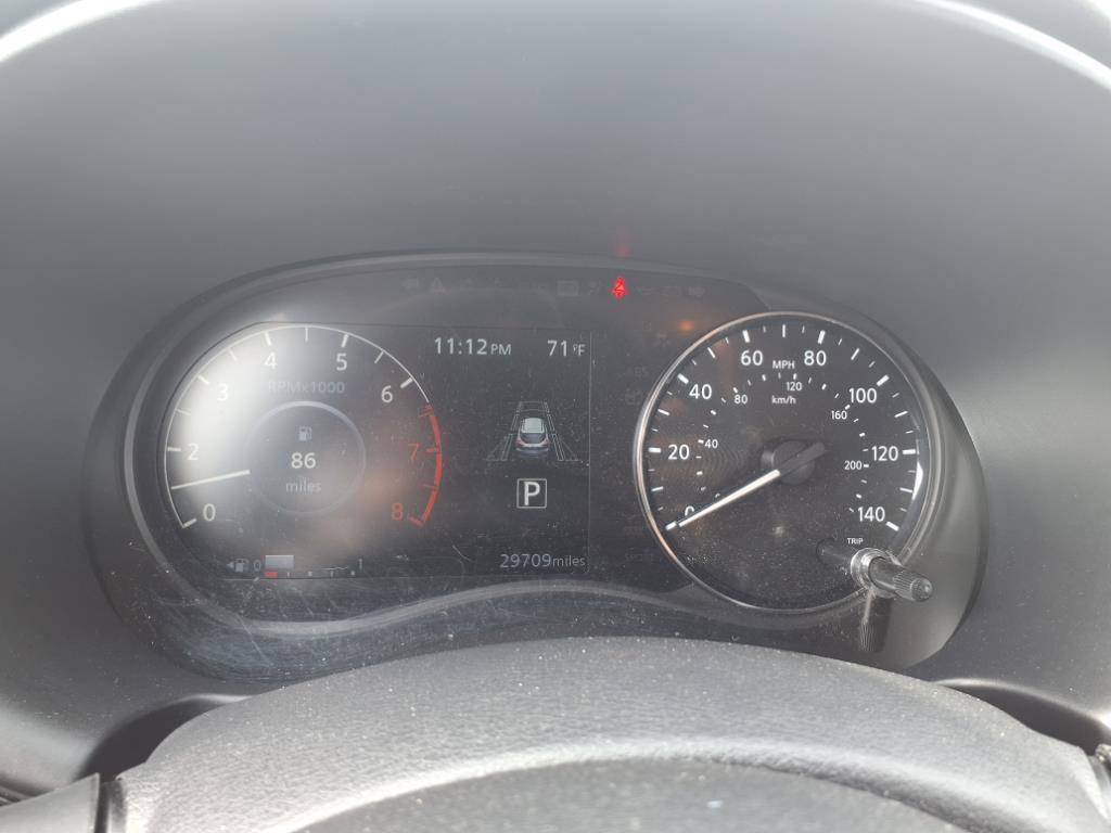 Used 2022 Nissan Kicks SV w/ Interior Electronics Package FWD image 14