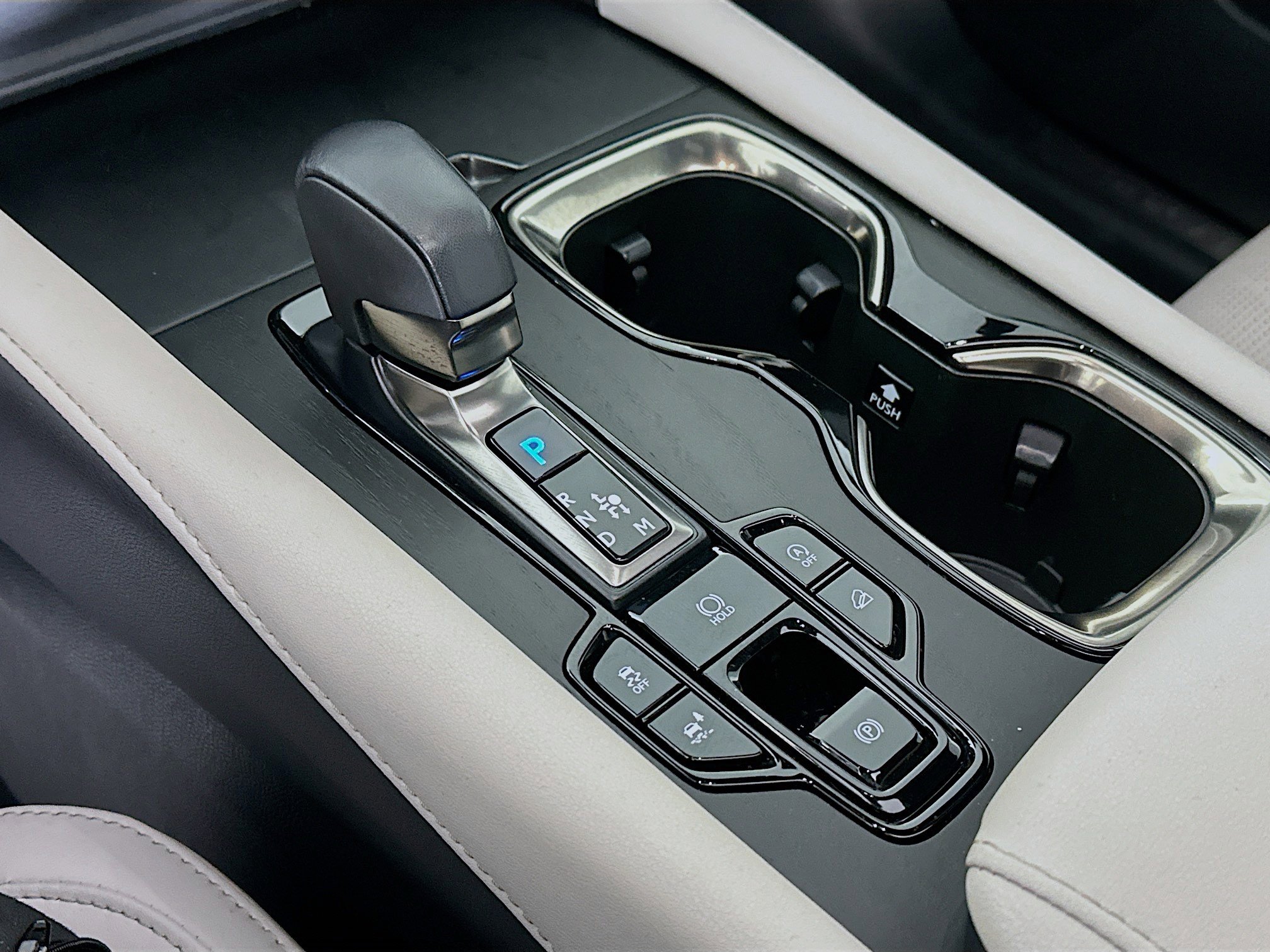 Used 2023 Lexus RX 350 Premium Plus w/ Cold Area Package image 17