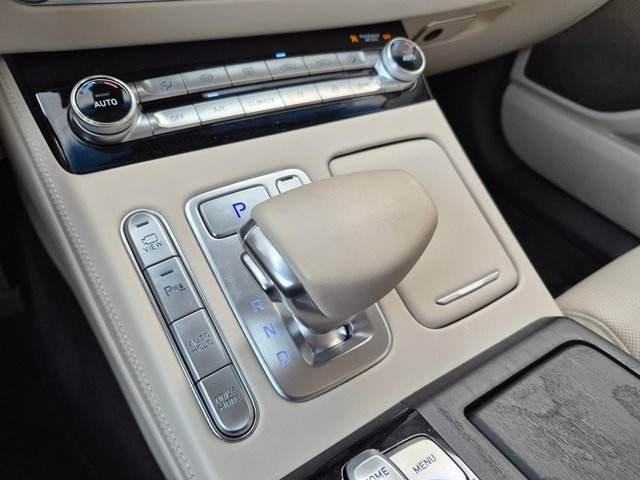 Used 2020 Genesis G90 5.0 Ultimate AWD/4WD image 10