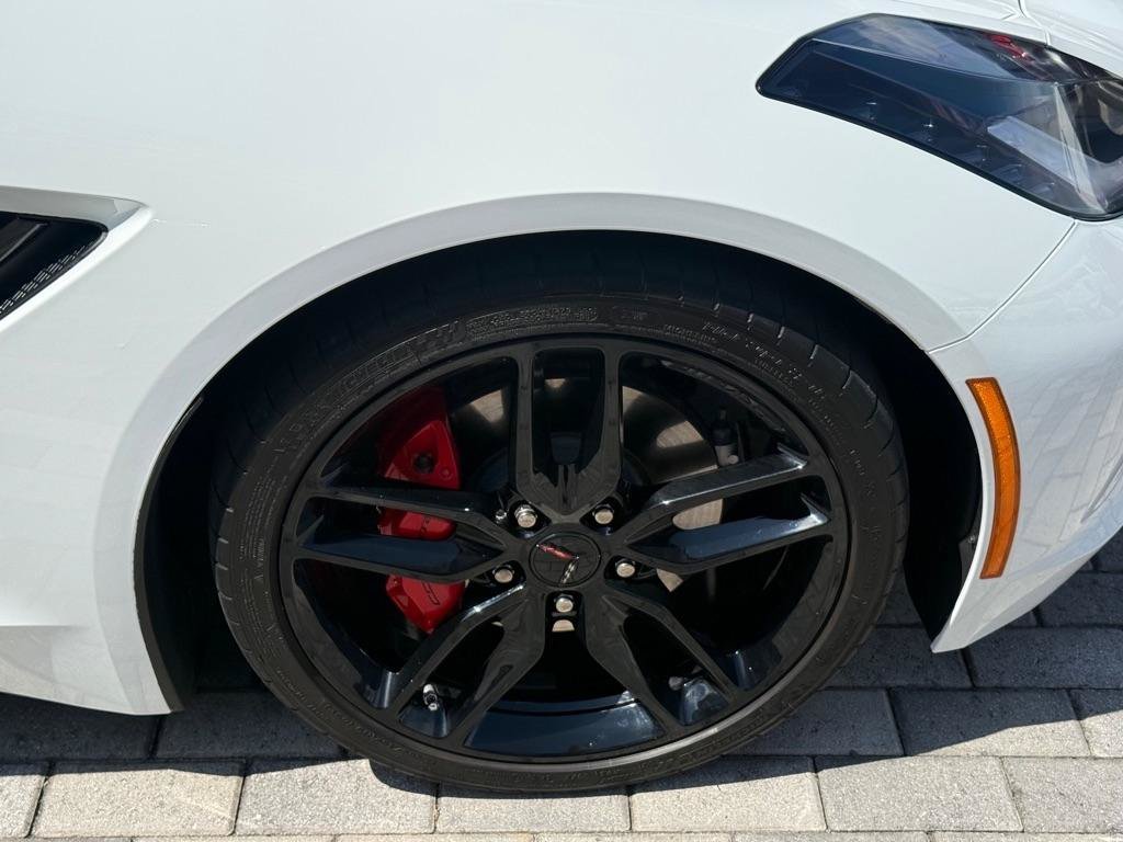Used 2019 Chevrolet Corvette Stingray Coupe w/ Battery Protection Package RWD image 33